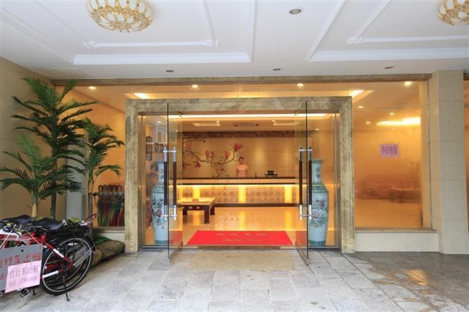 Yangshuo Hua Xiang Man Ting West Street Hotel Екстериор снимка