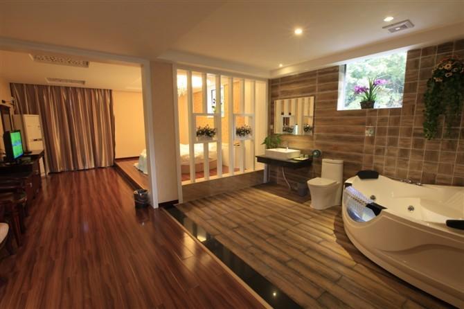 Yangshuo Hua Xiang Man Ting West Street Hotel Екстериор снимка