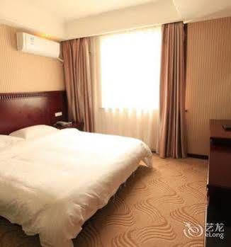 Yangshuo Hua Xiang Man Ting West Street Hotel Екстериор снимка