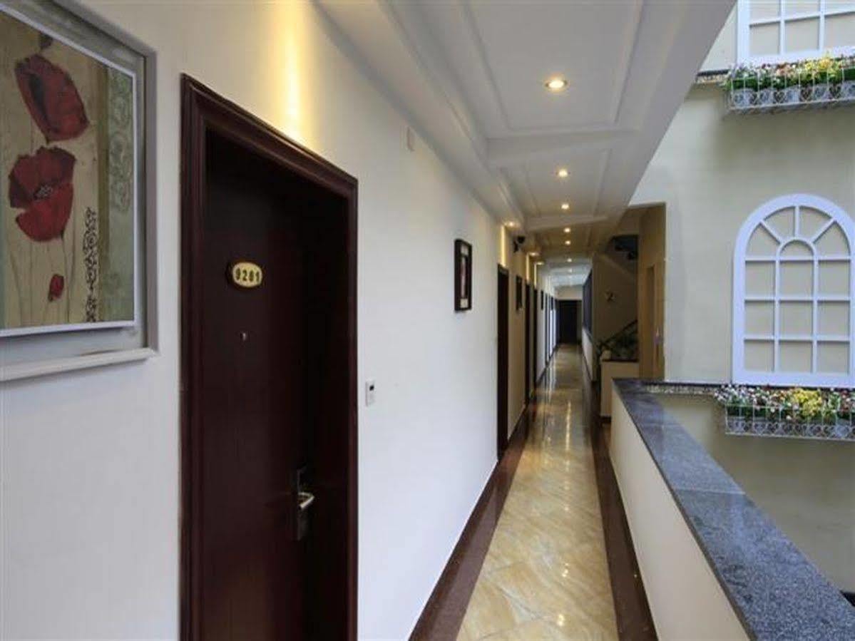 Yangshuo Hua Xiang Man Ting West Street Hotel Екстериор снимка